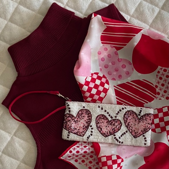 💕 Talbots & Liz Claiborne, Vintage Be My Valentine Scarf & Wristlet Bundle - Picture 2 of 16